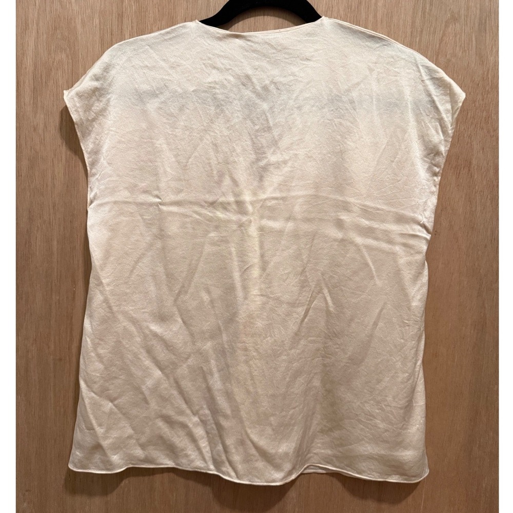 Vince Women's Satin Silk V-Neck Drape Blouse Size M
Champagne Color V615612201 - Picture 3 of 8